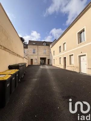 Apartment at Clermont (60600)