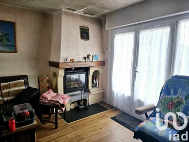 Maison de campagne à Cézy (89410)