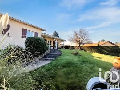 Maison traditionnelle à Sainte-Foy-l'Argentière (69610)