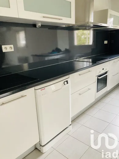 Apartment in Nîmes (30900)