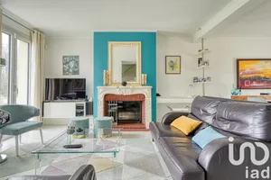 Maison traditionnelle à Médan (78670)