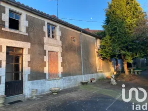 Maison de village à Montournais (85700)