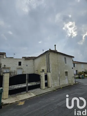 Maison de ville à Mortagne-sur-Gironde (17120)