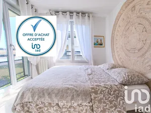 Duplex at Mantes-la-Jolie (78200)