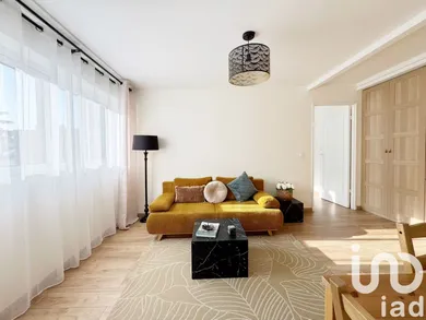 Apartment at Vanves (92170)