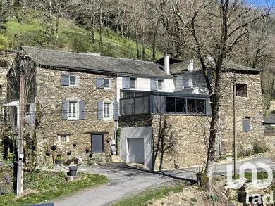 Domain at Lacaze (81330)