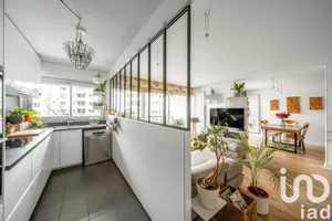 Apartment at Clichy (92110)