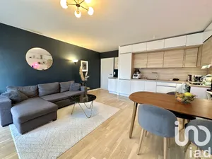 Apartment at Châtenay-Malabry (92290)