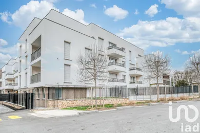 Apartment at Lagny-sur-Marne (77400)
