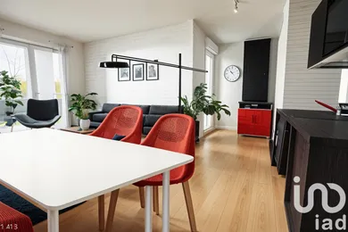 Apartment at Villenave-d'Ornon (33140)