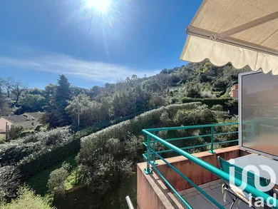 Appartement à Menton (06500)