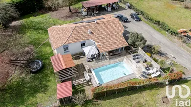 Maison traditionnelle à Mées (40990)