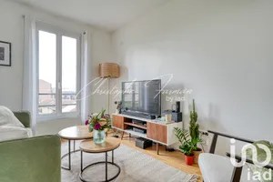 Apartment at Clichy (92110)