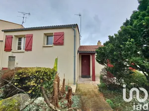 House at La Ferrière (85280)