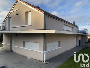 Architectural house at Saint-Jure (57420)