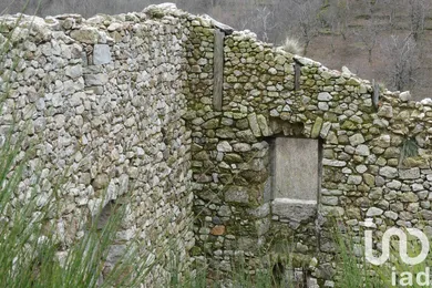 Immeuble à Burzet (07450) — 9/13
