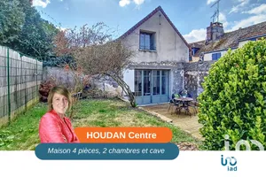 House at Houdan (78550)