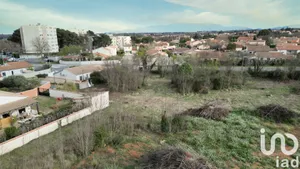 Terrain à bâtir à Thuir (66300)