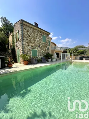 Maison traditionnelle à Gattières (06510)