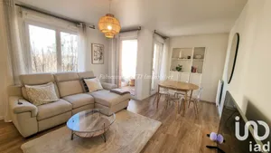 Apartment at Carrières-sur-Seine (78420)