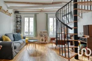 Apartment at Paris (75020)
