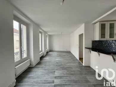 Apartment at Corbeil-Essonnes (91100)