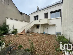 Townhouse at Châteaudun (28200)