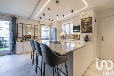 Duplex in Longjumeau (91160)