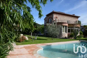 Architectural house at Prades (66500)