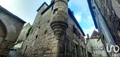 Building at Gramat (46500)