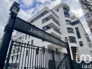 Apartment at Maisons-Alfort (94700)