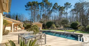 House at Saint-Morillon (33650)