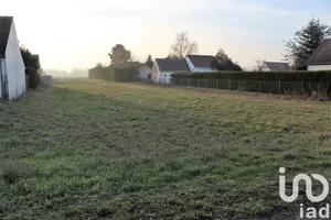 Terrain à bâtir à Montlivault (41350)