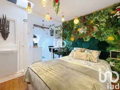 Building in Fontainebleau (77300)