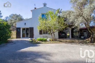 Maison traditionnelle à Solliès-Pont (83210)