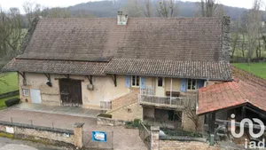 Maison à Ozenay (71700)
