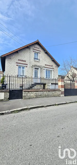 Townhouse at Nogent-sur-Oise (60180)