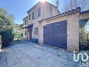Traditional house at Peymeinade (06530)