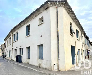 Immeuble à Saint-Gilles (30800)