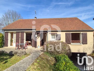 Maison traditionnelle à Aubergenville (78410)