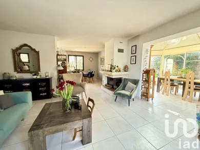 House at Sucy-en-Brie (94370)