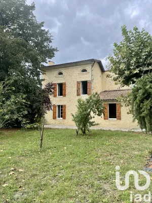 Traditional house at Toulenne (33210)