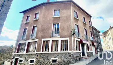 Immeuble à Chavaniac-Lafayette (43230)