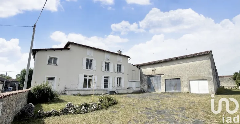 Maison 7 pièces 169 m² · à Néré · 169 m² · 88 000 €