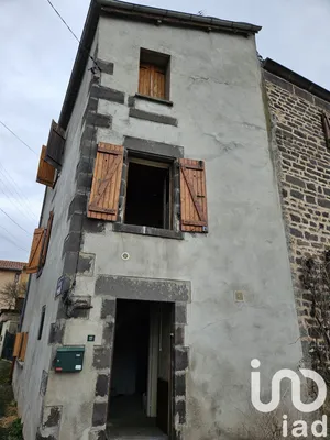 Maison de village à Lussat (63360)