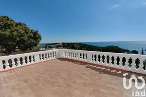 Apartment at Roquebrune-Cap-Martin (06190)