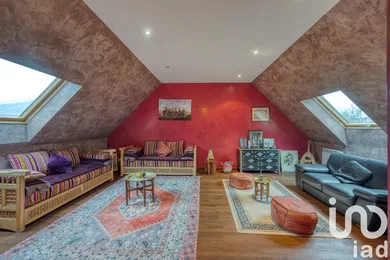 Duplex at Saint-Égrève (38120)