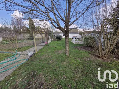 Terrain à Marans (17230)