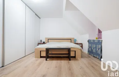 Pavillon à Corbeil-Essonnes (91100) — 3/8