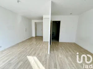 Apartment at Jouy-le-Moutier (95280)